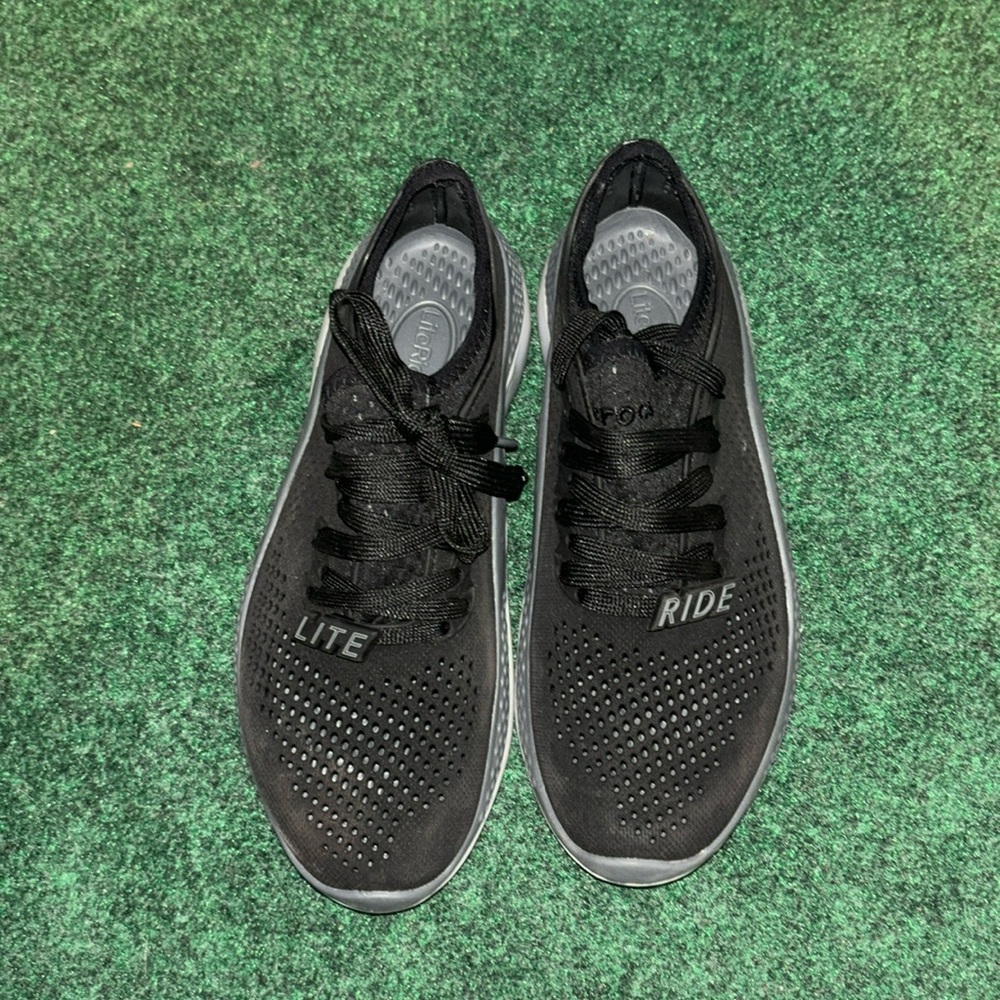 Crocs lite ride sneakers